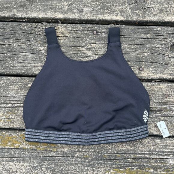 Free People Movement Perfect Practice Sports Bra NWT, Black Size Medium - Picture 1 of 10